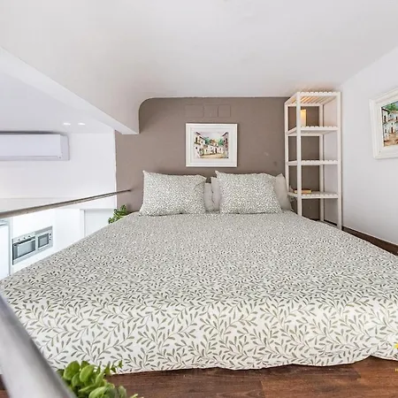 Elegante Loft Con Altillo Y Diseno Moderno, Centro * Terrassa