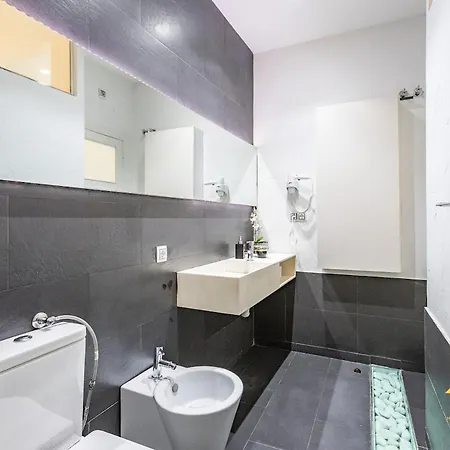 Elegante Loft Con Altillo Y Diseno Moderno, Centro Apartment Terrassa