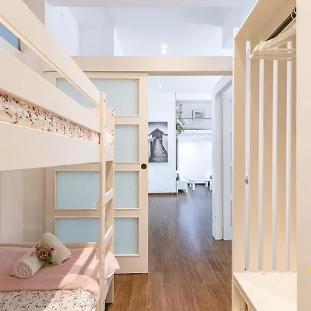Elegante Loft Con Altillo Y Diseno Moderno, Centro Apartment *