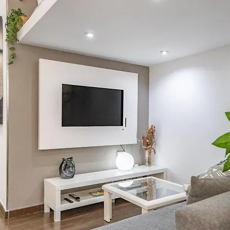 Elegante Loft Con Altillo Y Diseno Moderno, Centro Apartman *