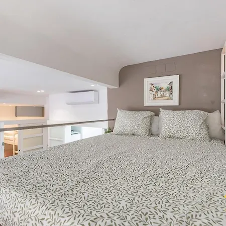 Apartment Elegante Loft Con Altillo Y Diseno Moderno, Centro Terrassa