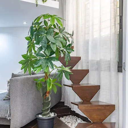 Apartment Elegante Loft Con Altillo Y Diseno Moderno, Centro *