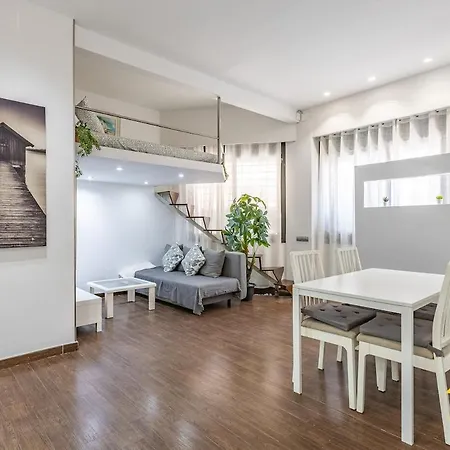 Apartment Elegante Loft Con Altillo Y Diseno Moderno, Centro