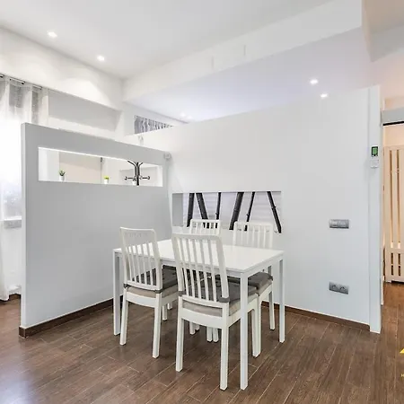 Apartment Elegante Loft Con Altillo Y Diseno Moderno, Centro Terrassa